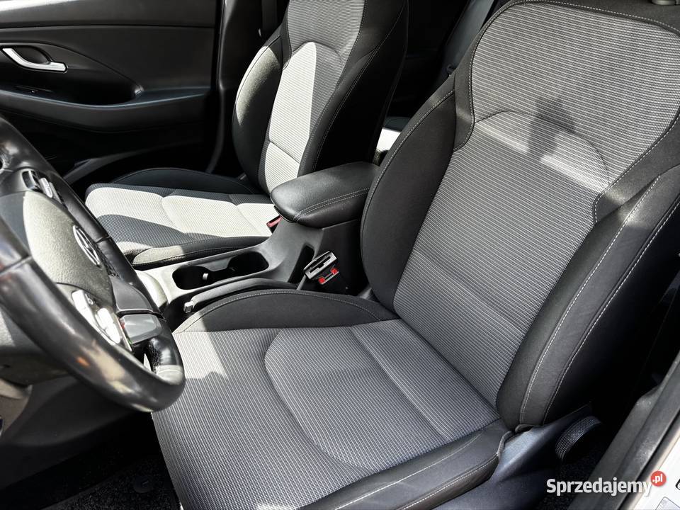 Hyundai i30 14i 100 Salon Polska model 2020 manualna małopolskie