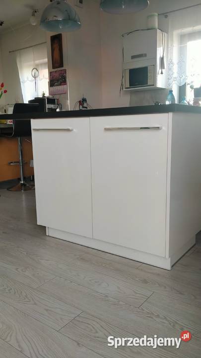 Wyspa kuchenna z szafką dwudrzwiową Rybnik