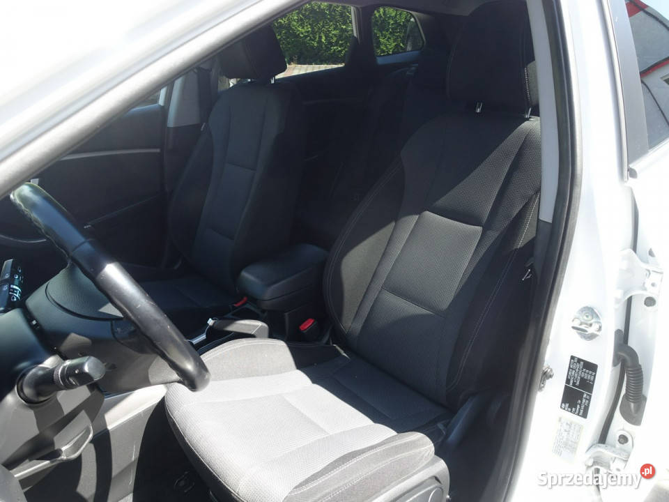 Hyundai i30 16D Klimatronik Led Alu rej2016 Rok produkcji 2015 Częstochowa