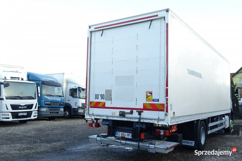 Mercedes Atego 1218 Euro 6 256 tyskkm kontener Rok produkcji 2018 Góra Kalwaria