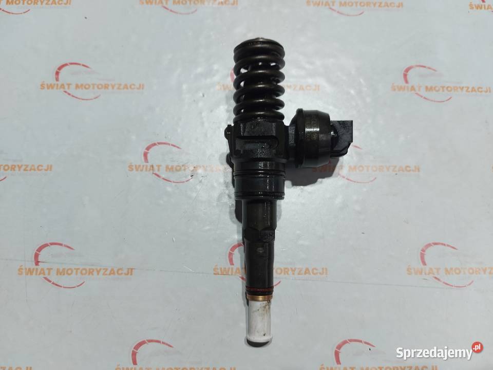 VW Touareg 50 TDI V10 313 AYH 195 wtryskiwacz Wtryskiwacze