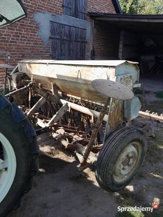 Siewnik do zboża Sędzin