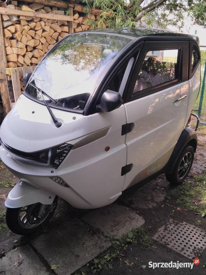 Skuter elektryczny zabudowany J1 Biskupiec
