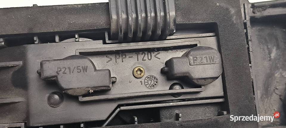 LAMPA PRAWA TYŁ FSMBIELSKO B POLSKI FIAT 170700 Lipno