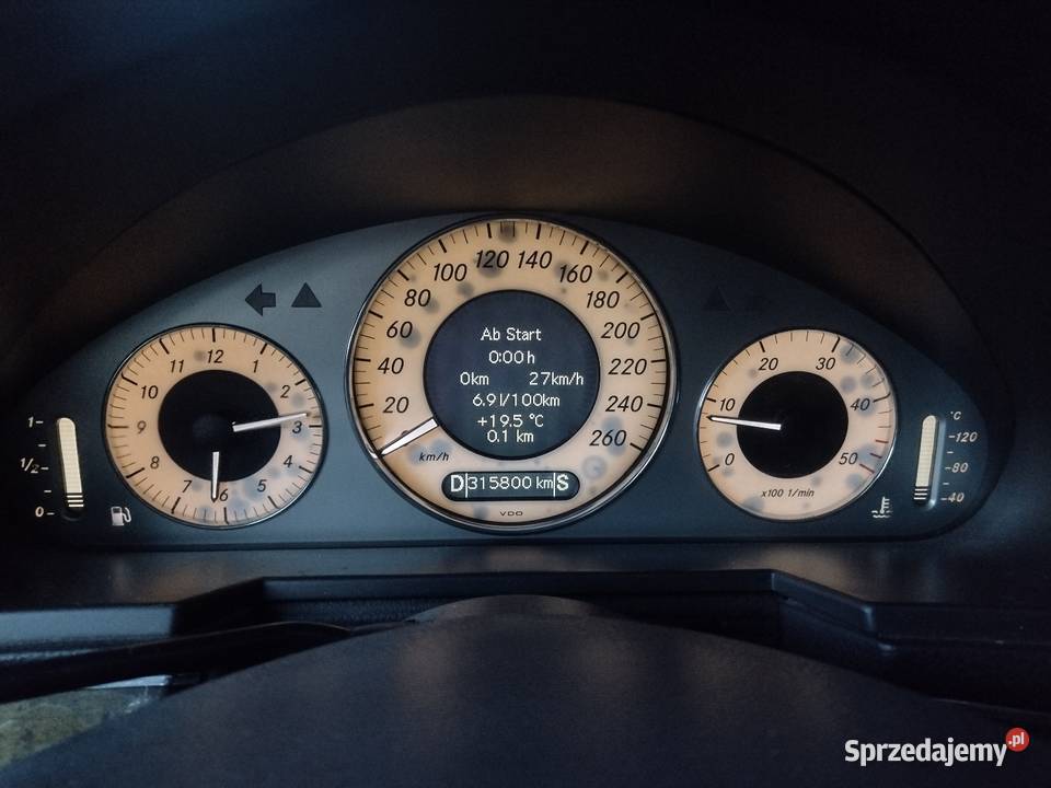 Sprzedaż Mercedesa w211 2003 27cdi kombi Mercedes-Benz łódzkie Sokolniki-Las