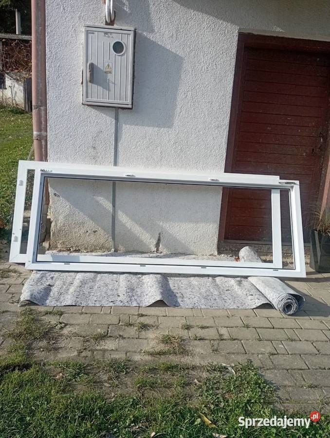 Oknodrzwi razem z oknem Okna ścienne Grodzisko