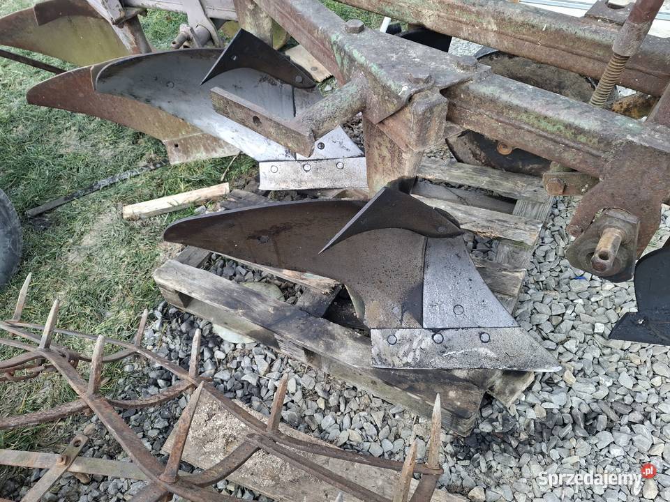 Sprzedam pług grudziądz 2 skibowy duży Trzcinica sprzedam