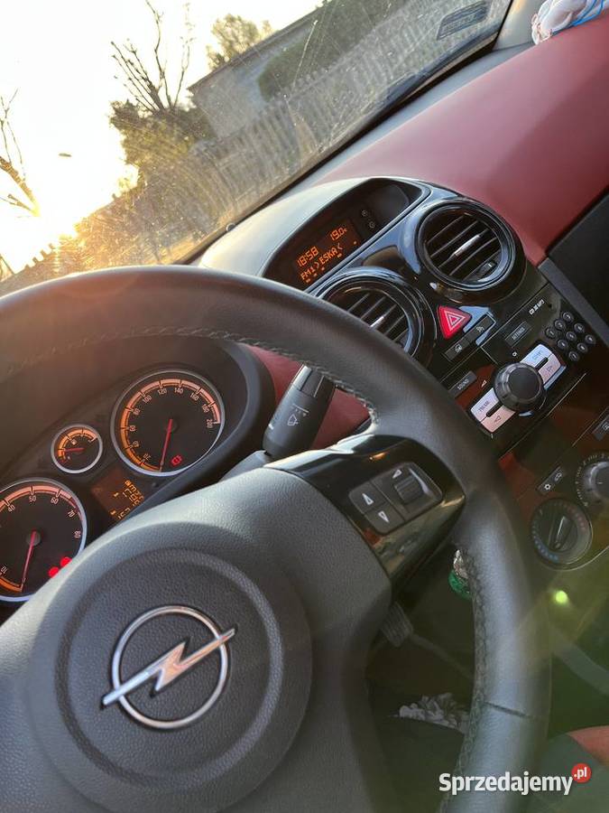 Opel Corsa D najbogatsza wersja Cosmo mazowieckie Wieniawa