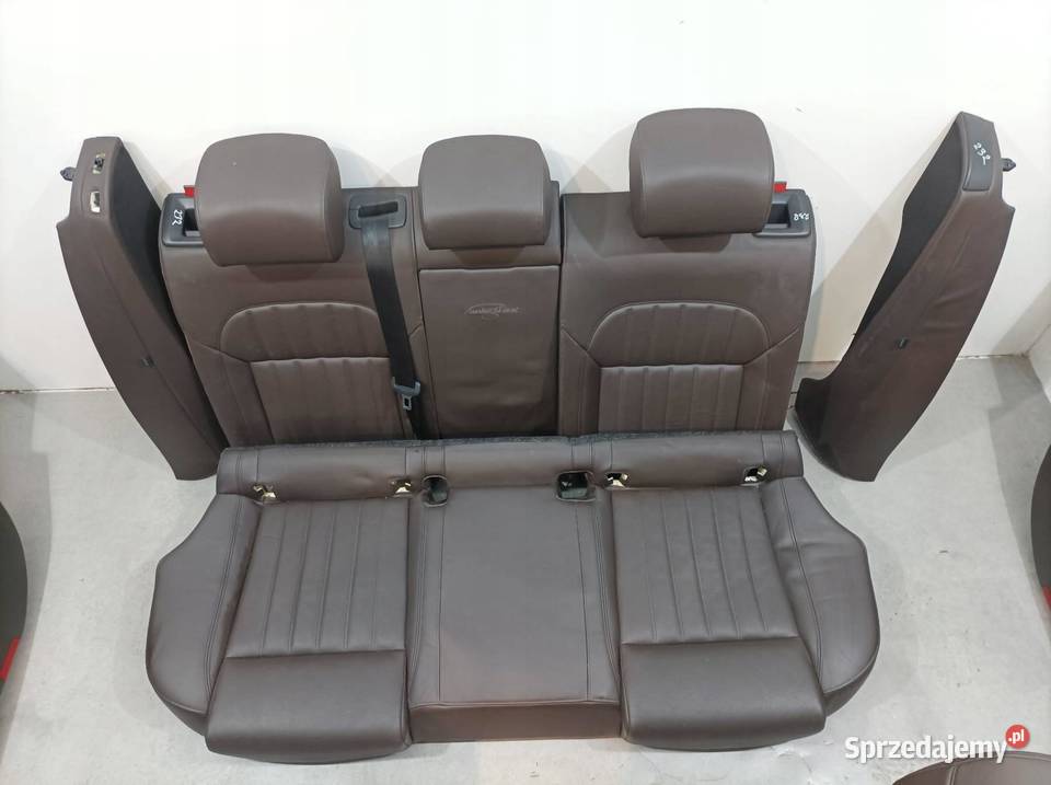 FOTELE KANAPA BOCZKI WENTYLOWANE LAURIN KLEMENT Rok produkcji 2019 świętokrzyskie