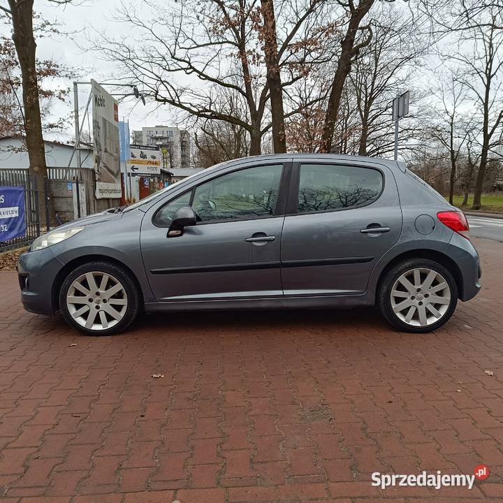 Peugeot 207 14 2009 Lift benzyna 5drzwiowy Salon manualna 207