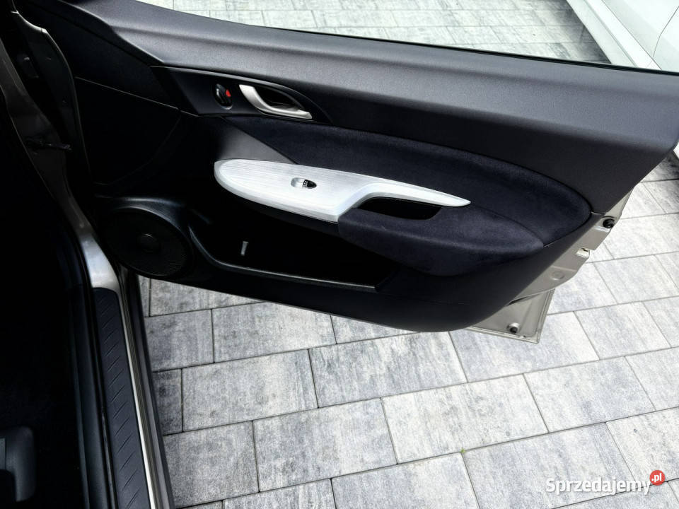Honda Civic 18 V TEC Zadbany Bezwypadkowy złoty Poznań