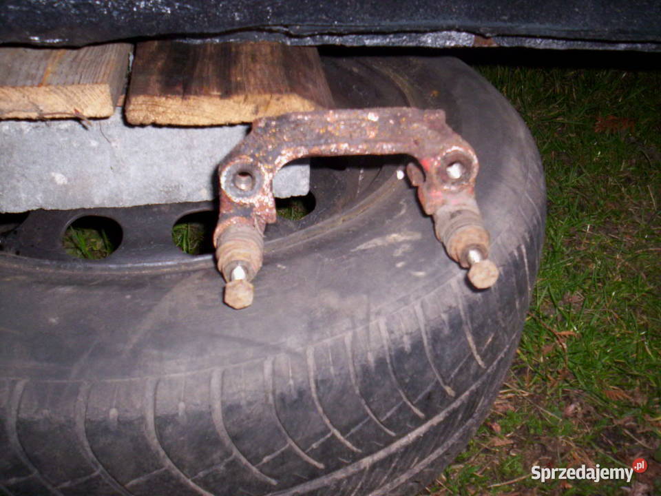 FORD FOCUS MK1 Zacisk Hamulcowy Tył Prawy Tarcze