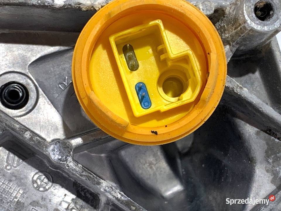 LUSTERKO PRAWY BMW F16 SUV 1419 Mineralweiss