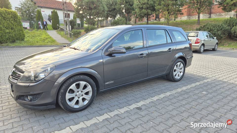 Opel Astra H 14 Benzyna 2009 śląskie Lipowa