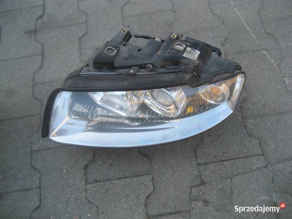 audi a4 b6 małysz 0104r lampa przód prawa lewa Rakoniewice sprzedam