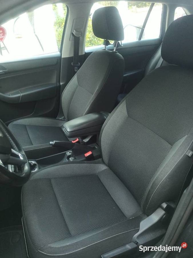 Skoda Rapid Spaceback 16 TDI Czarny Hatchback