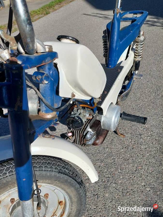 Benelli Motorella z lat 70 włoska motorynka Chylice-Pólko
