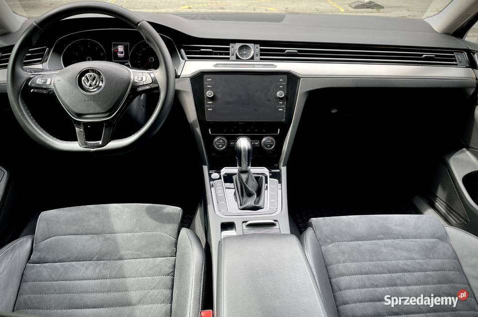 Volkswagen Passat Highline 20tsi 220 automatyczna Passat Olsztyn