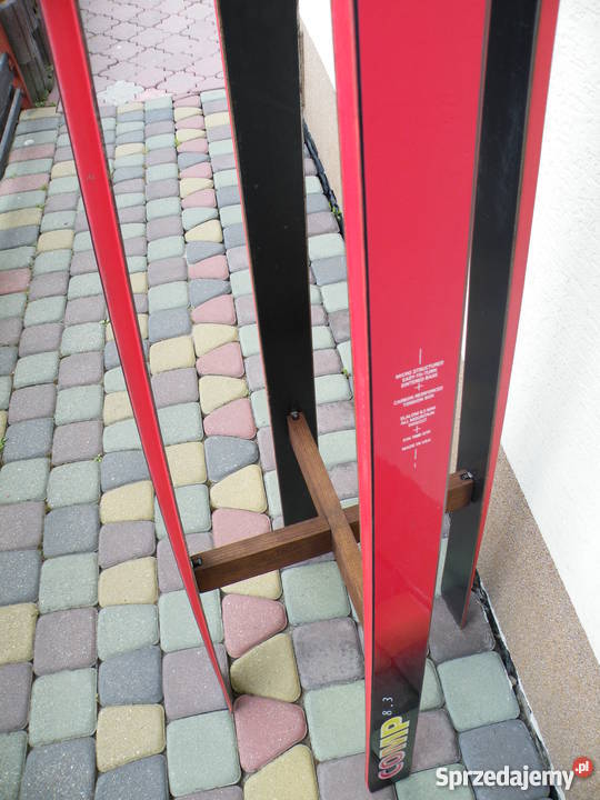 Wieszak na ubranie 195 NARTY Pruchnik