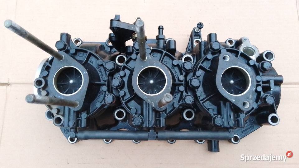 Kolektor ssący dolotowy pokrywa skrzyni korbowej Kawno