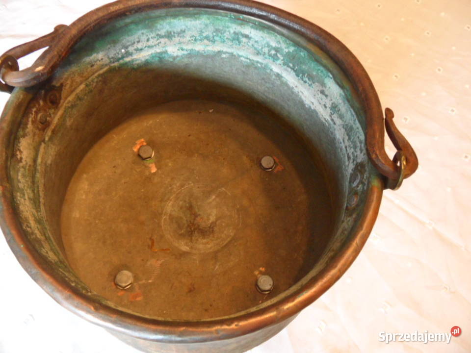 Średniowieczny duży kocioł miedziany Antyki, Sztuka, Kolekcje