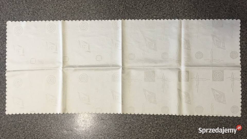 Ładny bieżnik serweta średnica 118 x 48 Okazja Ustroń