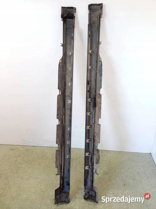 LISTWA PROGOWA LEWA PRAWA KOMPLET CHROM KPL LZ5D osobowe