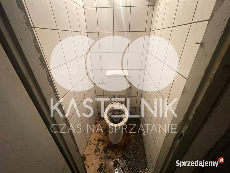 Sprzątanie zalaniach usuwanie szkód