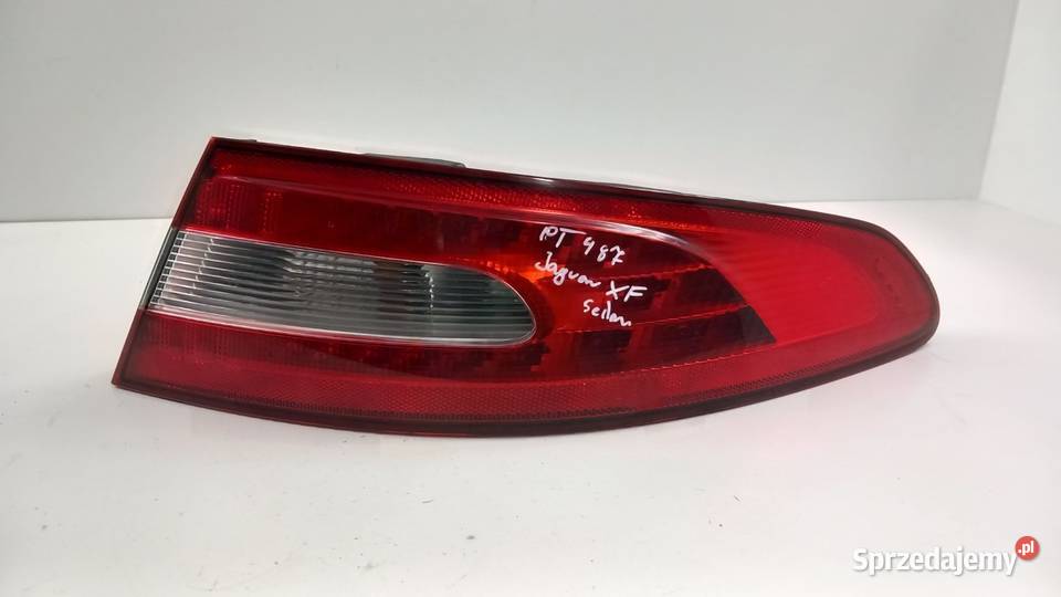 JAGUAR XF LAMPA TYŁ PRAWY Zbierkowo