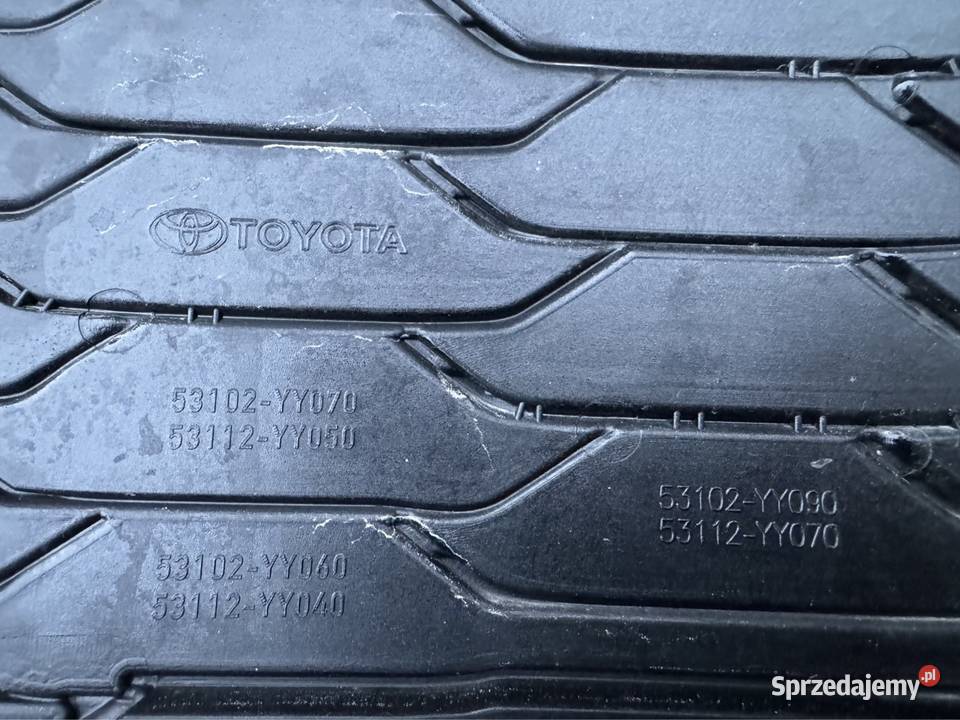 Kratka zderzaka przód środkowa Toyota corolla Sieraków sprzedam