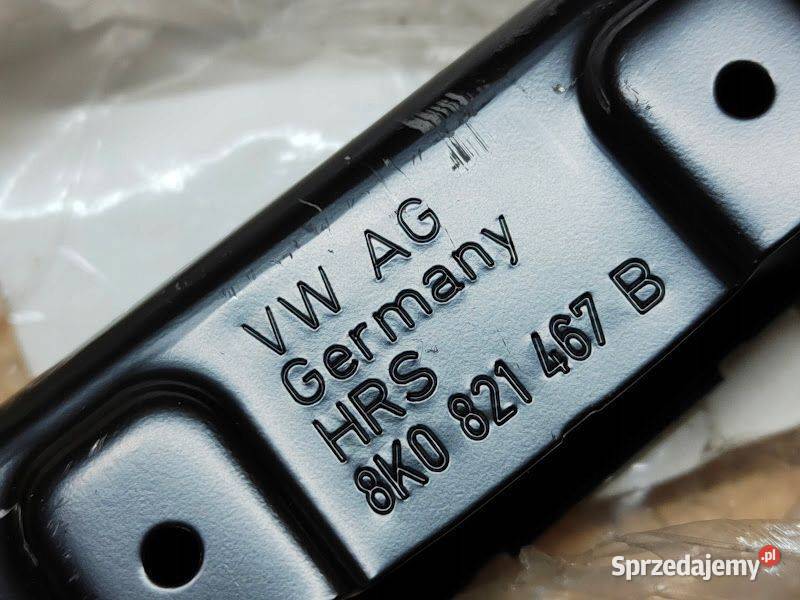 UCHWYT BŁOTNIKA LEWY PRZÓD AUDI A4 B8 8K0821467B Pleszew