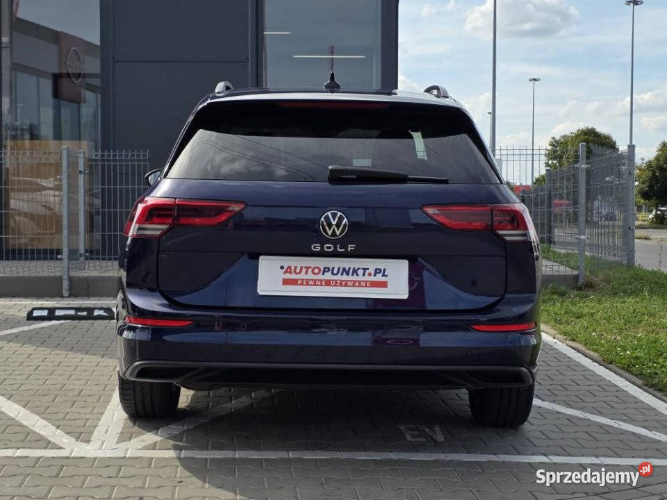 Volkswagen Golf 2023r FV23 niski przebieg salon 130KM Poznań