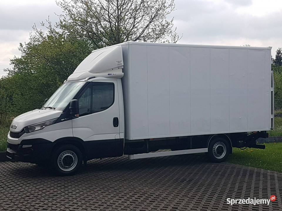 Iveco Daily 35S15 WINDA 8EP KONTENER 422x211x214 biały