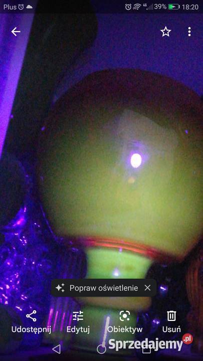 Wazon puchar Ząbkowice prl świeci w uv