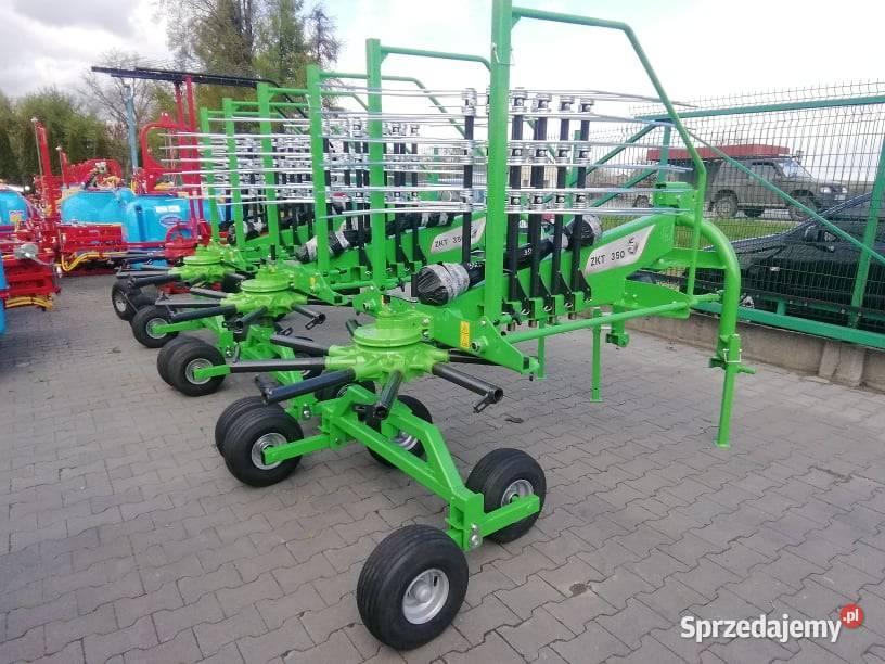 Zgrabiarka karuzelowa INTERTECH 35m 42m tandem nieuszkodzony Maszyny zielonkowe małopolskie sprzedam