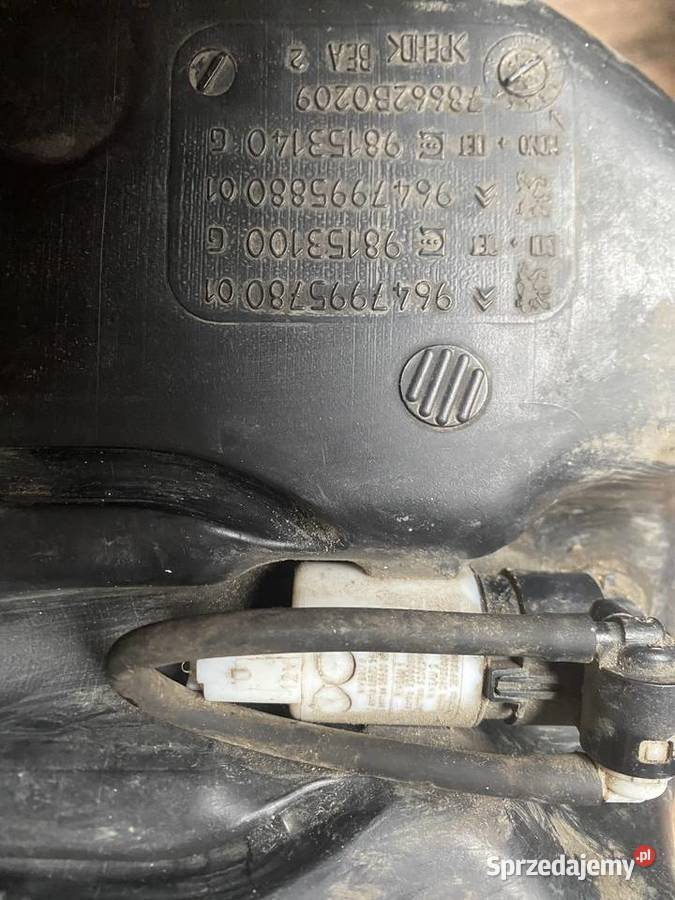 Zbiornik płynu do spryskiwaczy Citroen C5 Rok produkcji 2005 Zbiorniki płynu do spryskiwaczy Sobótka