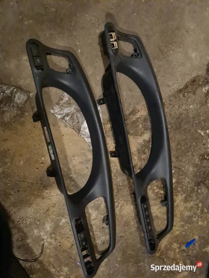 Skoda Felicia obudowa licznika wlaczniki osobowe Poznań