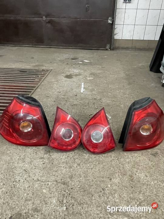 Komplet lamp tylnych do VW Golf 5 Rok produkcji 2008 pomorskie Strzepcz