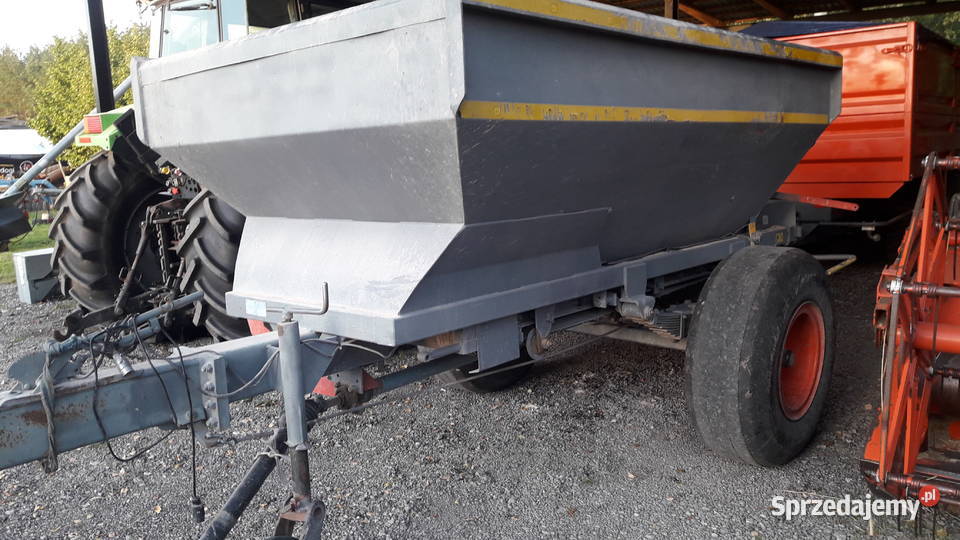 Rozsiewacz do wapna Bredal 7ton Iłża