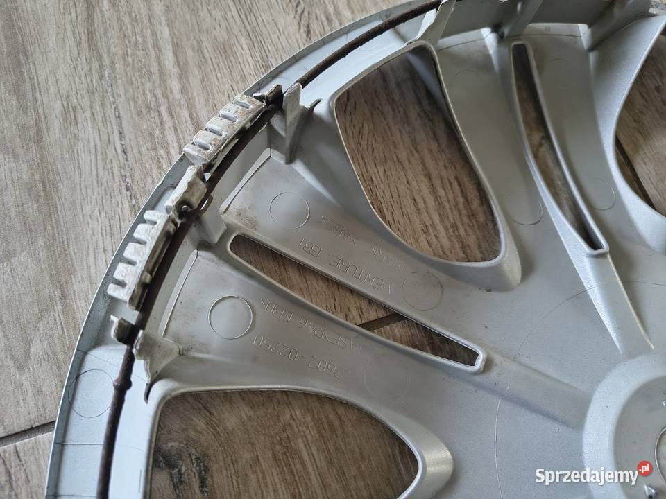Oryginalny Kołpak 16 Toyota Auris Corolla Stan Kołpaki Dziecinów sprzedam
