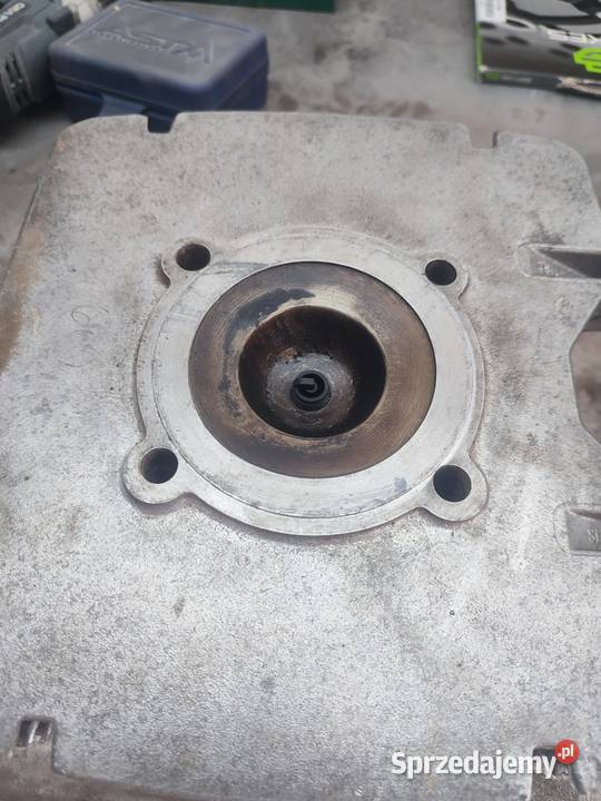 Cylinder z głowicą etz 300 Łuków sprzedam