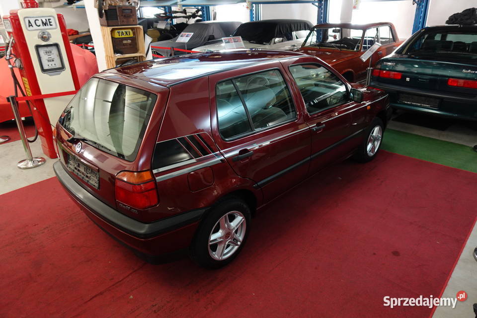 VW Golf 3 84 kilometrów Rewelacyjny Stan Bez Zgierz