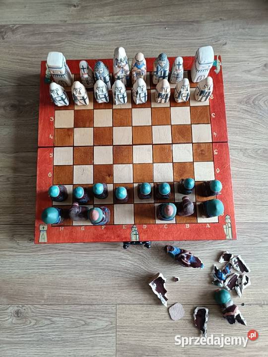 Stare porcelanowe szachy PRL DDR Wrocław