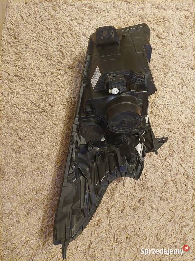 Reflektor Led lewy Opel Vivaro 2017 Proszowice sprzedam