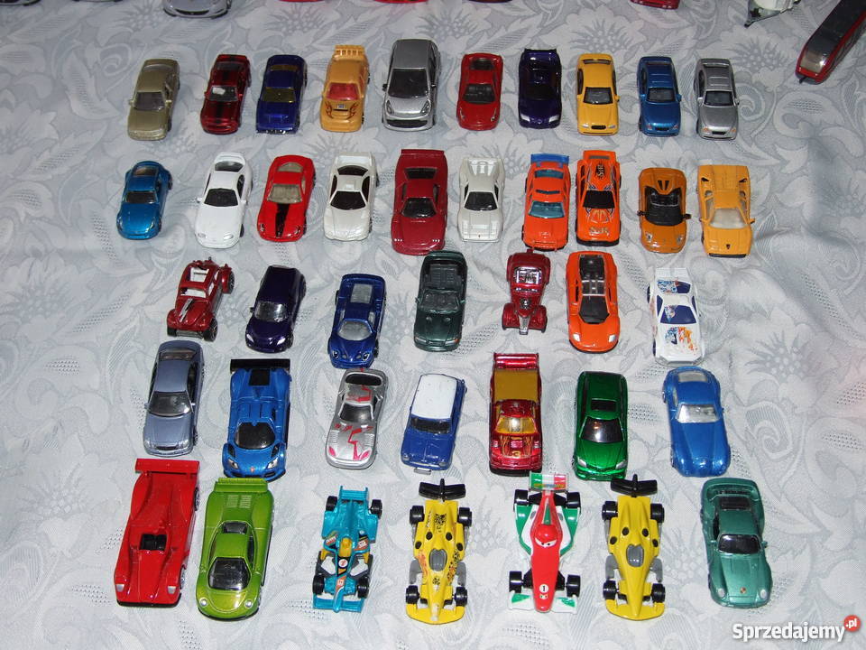 Duża kolekcja samochodzików kolekcjonerskich 135 Gdańsk