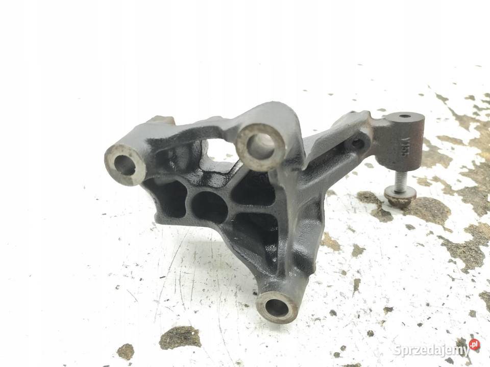 ŁAPA WSPORNIK PODPORA 04L425 20 TDI VW