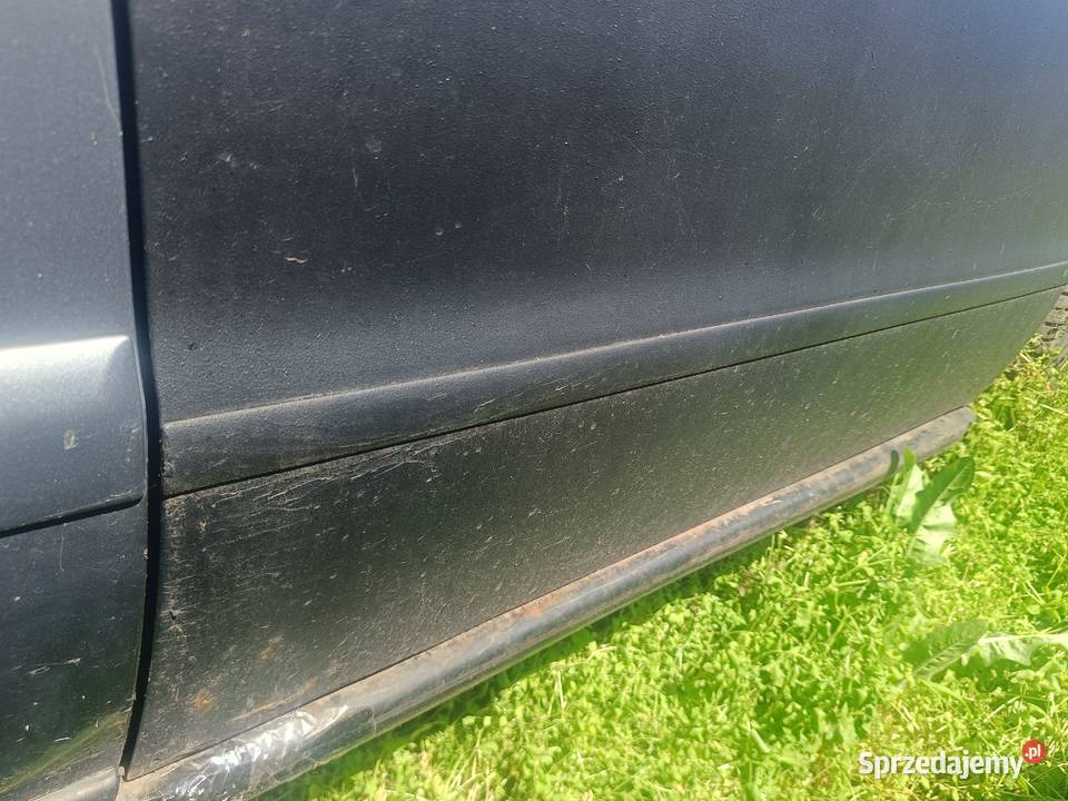 Drzwi Gołe Prawy Przód Czarne Audi A4 B5 a43 osobowe Myszków