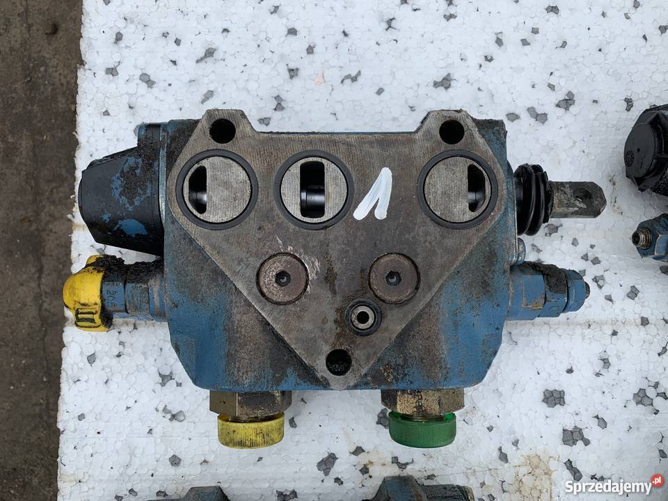 Sekcje rozdzielacza Rexroth Case 580 SR 695 SR Części do maszyn budowlanych pomorskie Kosakowo
