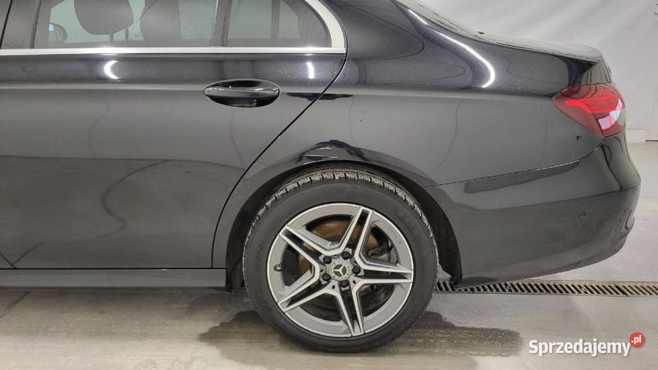 Mercedes E 220 d 4Matic AMGAvantgarde W213 2016 centralny zamek Mercedes-Benz Grójec