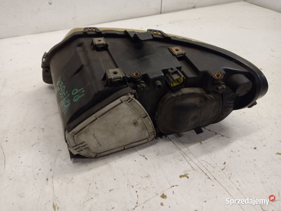 CHRYSLER VOYAGER lampa reflektor prawy przód osobowe Bydgoszcz